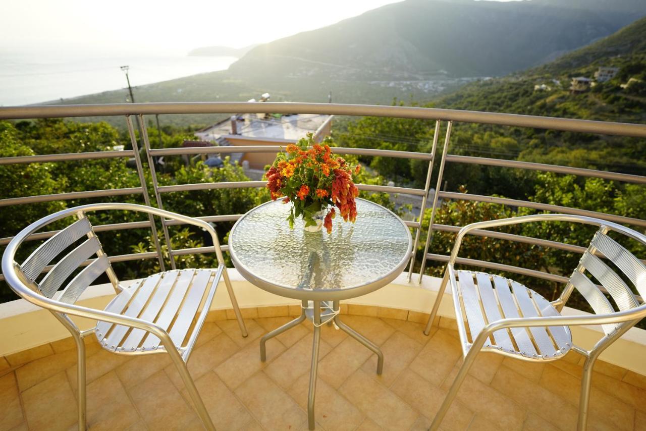 Apartments Vila Emiliano บอร์ช ภายนอก รูปภาพ
