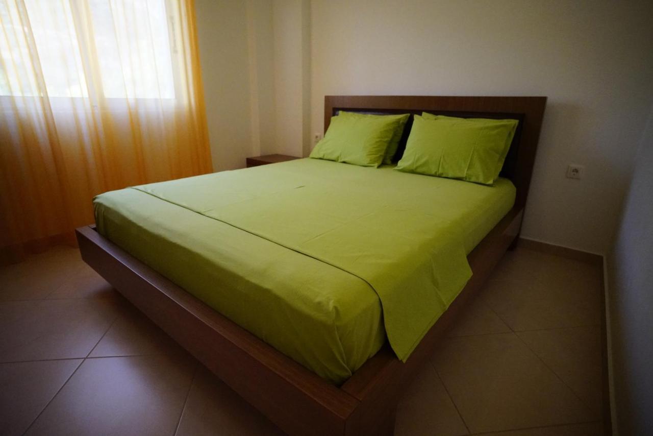 Apartments Vila Emiliano บอร์ช ภายนอก รูปภาพ